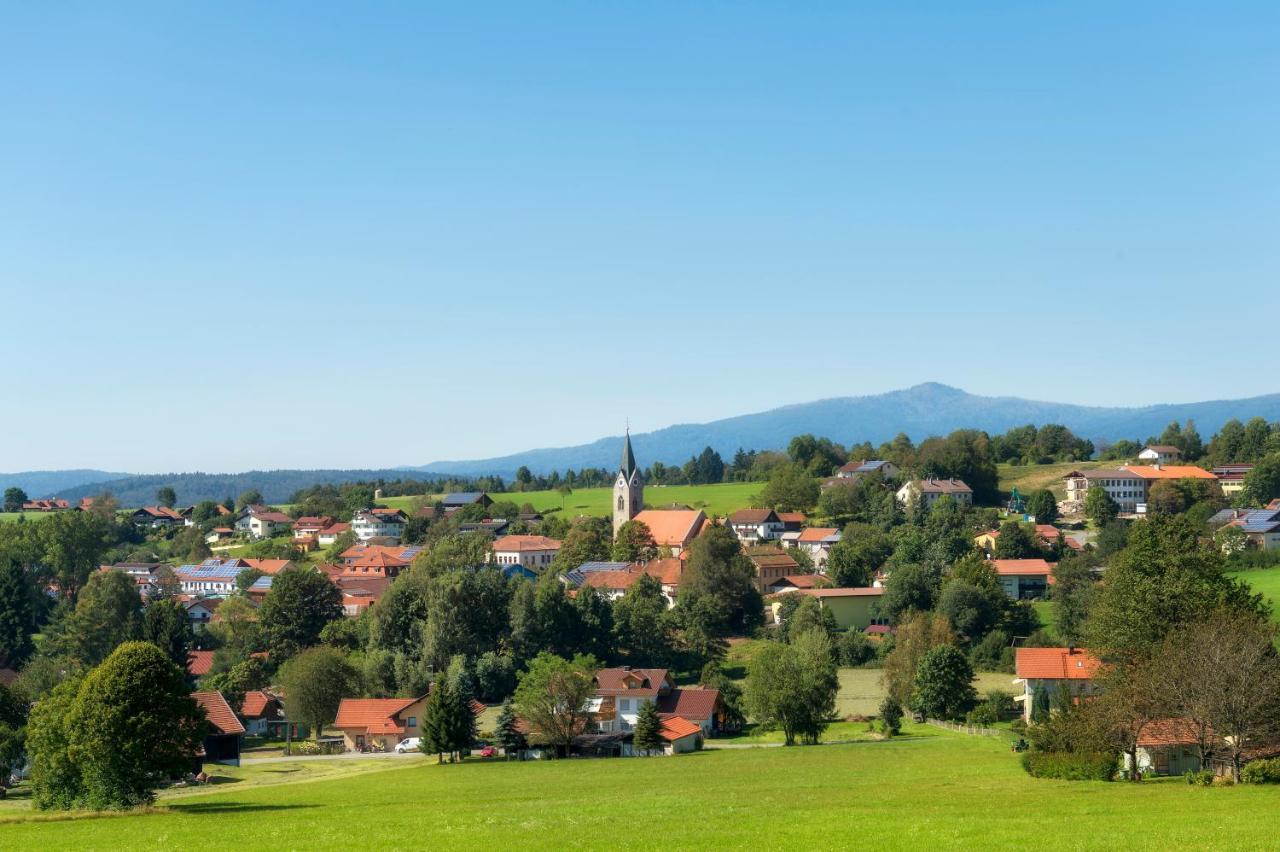 Naturhotel & Chalets Euler Neuschönau Extérieur photo